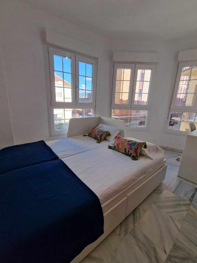 3 Rooms Con Parking Y Terraza En C Marmoles Malaga Bagian luar foto